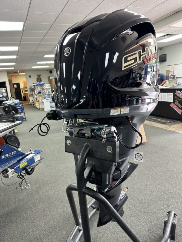 Yamaha 250HP 4-Stroke 20″ Shaft - Image 2