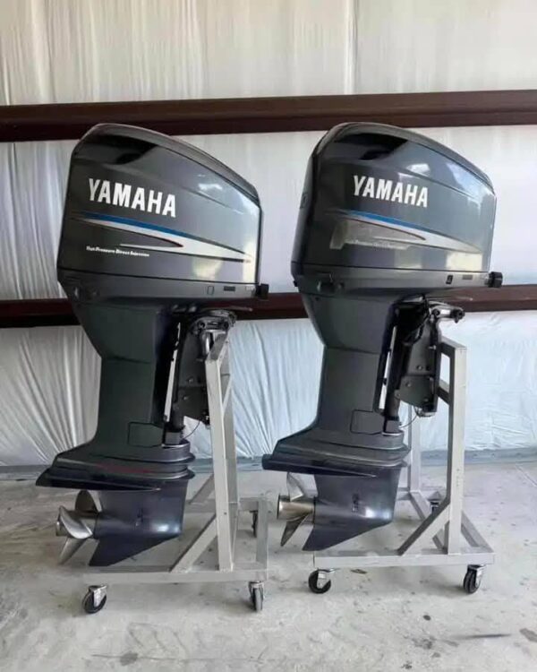 Twin Set Yamaha 300 HP HPDI Outboard Motors
