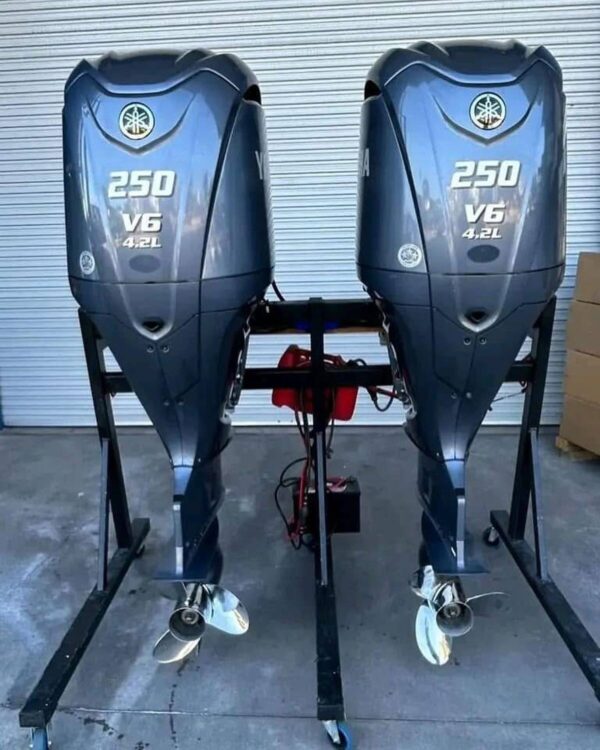 Yamaha 250 HP Outboard Motors (LF250XB) 2022