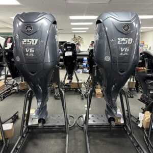 Buy 2024 Yamaha F250XCB & LF250XCB online