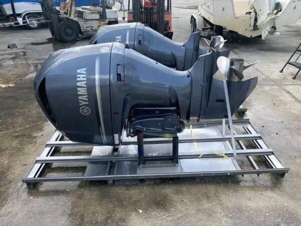 Used 2018 Yamaha 300 HP V6 EFI 4 Stroke