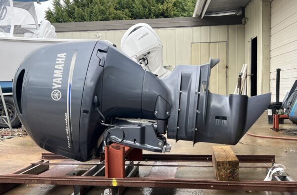 150 HP Yamaha 4-Stroke Outboard Motors - Image 3