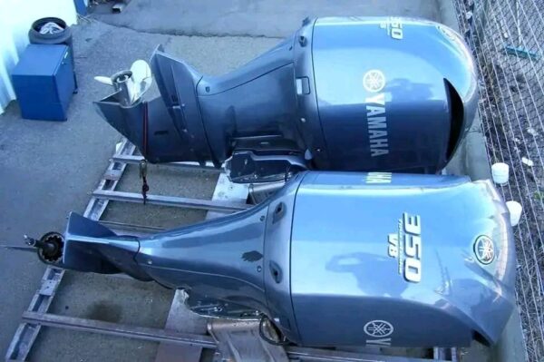 Twin 2008 Yamaha 350HP V8 Four-Stroke Outboard Motors - Image 3