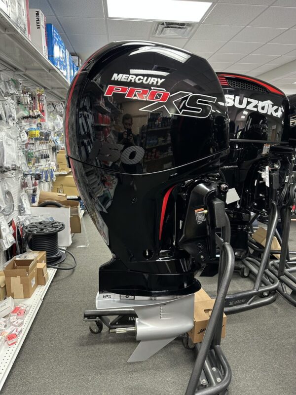 New Mercury 150 HP 25″ Shaft 4-Stroke Pro XS - Image 3