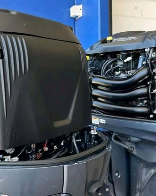 Pair Yamaha 250 HP Outboard Motors (LF250XB) 2022 - Image 4