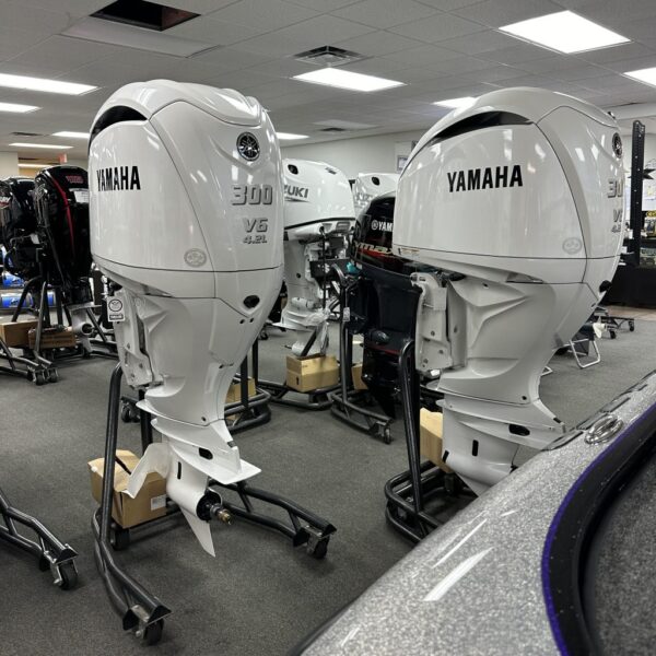 Yamaha F300XCB2 & LF300XCB2 White - Image 5