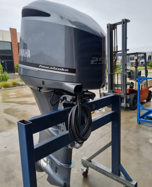 Used Yamaha 250 HP Outboard Motors - Image 5