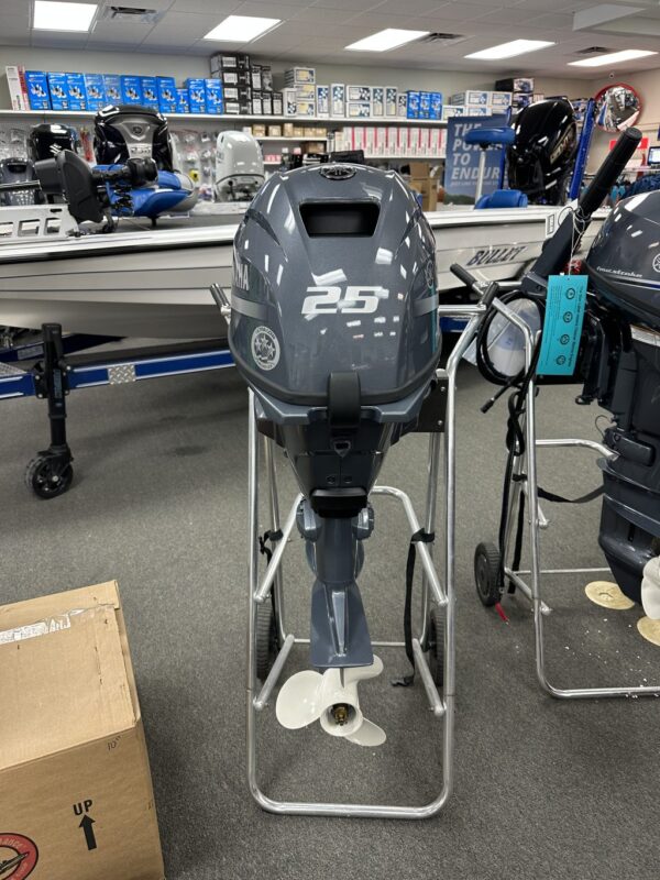 Yamaha 25hp Outboard Motor - Image 6