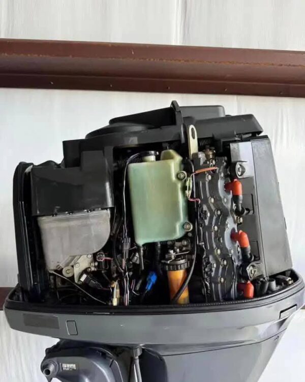 Twin Set Yamaha 300 HP HPDI Outboard Motors - Image 8