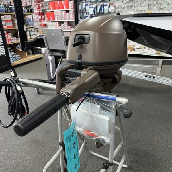 Yamaha 25hp Outboard Motor - Image 8