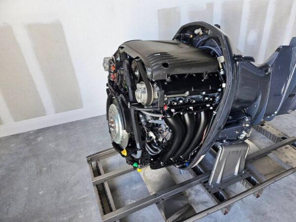 Yamaha 300 HP F300 Outboard Engine - Image 8