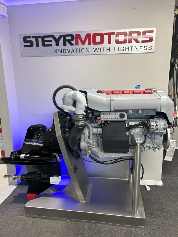 Suzuki Steyr SE286E40 Engine/Drive