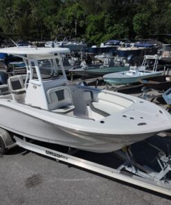 2020 Tidewater 252 Offshore Center Console