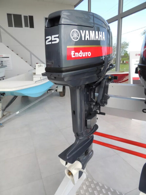 Yamaha 25HP 2-Stroke Enduro - Image 3