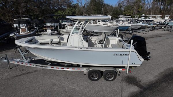 2023 Sailfish 241 Center Console With Mercury 300XL - Image 4