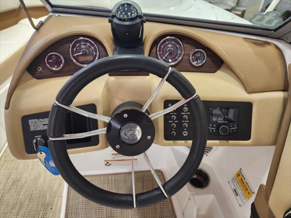 2016 Cobalt 220 S Bowrider - Image 8