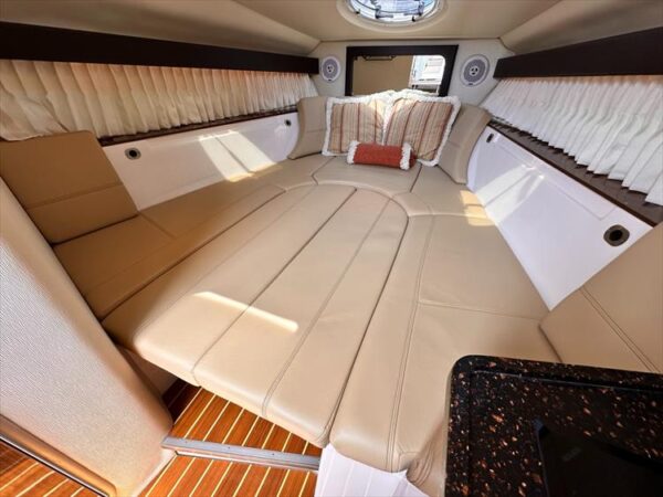 2013 Regal 28 Express for sale - Image 12