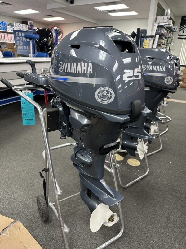 Yamaha 25hp Outboard Motor