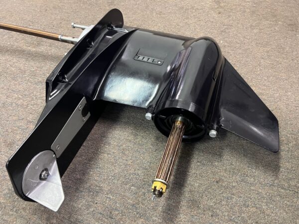 Nissan 115hp 2 stroke outboard 20 lower unit - Image 3