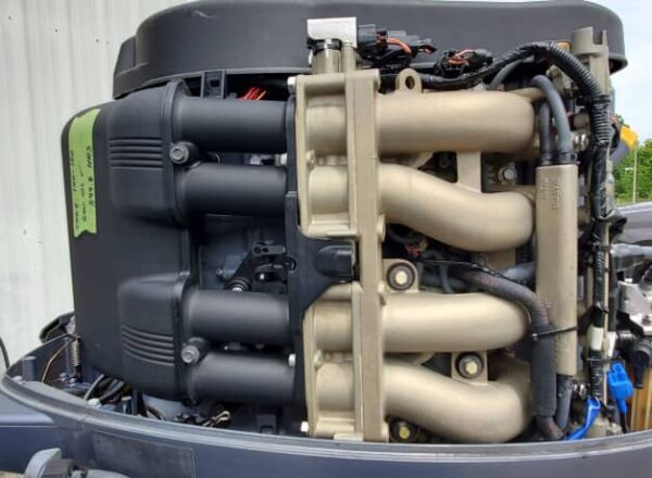 Used Yamaha 115HP Outboard Motor - Image 5