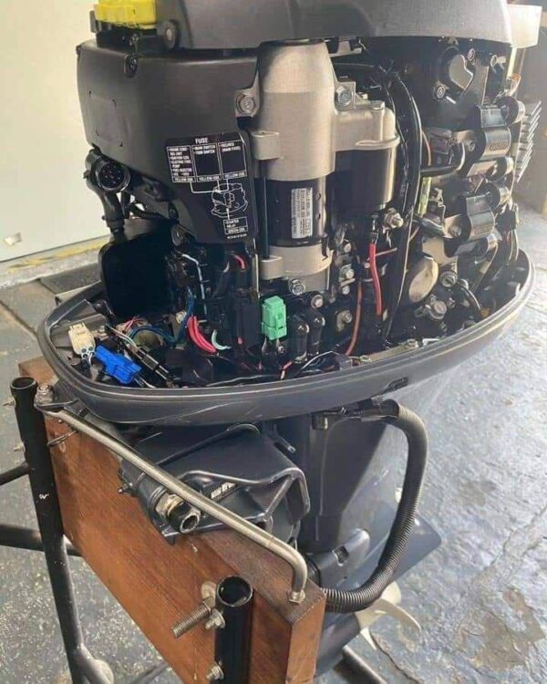 2018 Yamaha 60 HP 4-stroke outboard motor - Image 7